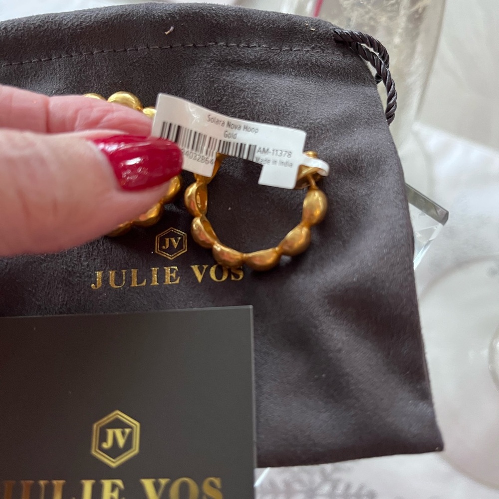 Julie Vos Solara Nova Hoop Earrings - Picture 6 of 9